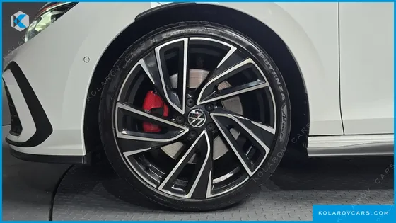 VOLKSWAGEN GOLF 2.0 GTI