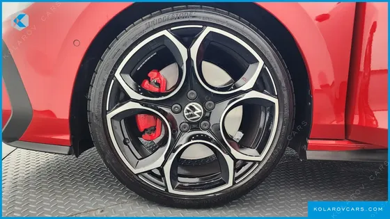 VOLKSWAGEN GOLF 2.0 GTI