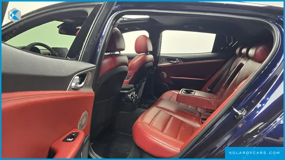 KIA STINGER 3.3 TURBO AWD