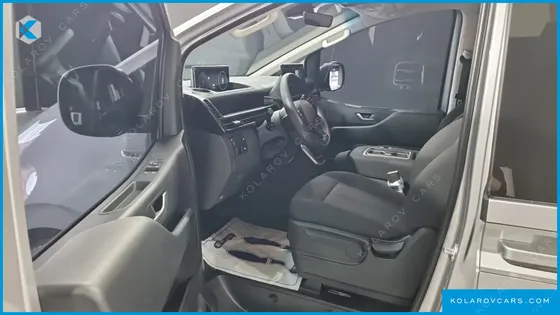 HYUNDAI STARIA L3.5 TOURER 11-SEATER