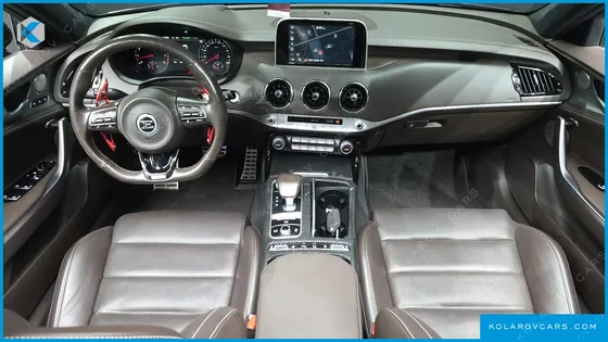 KIA STINGER 3.3 TURBO 2WD