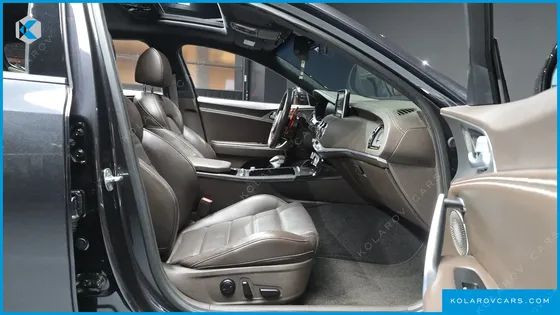 KIA STINGER 3.3 TURBO 2WD