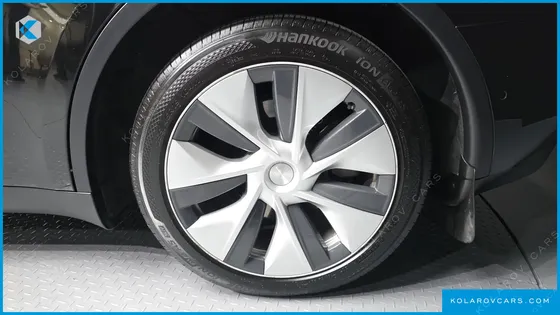 TESLA MODEL Y LONG RANGE AWD
