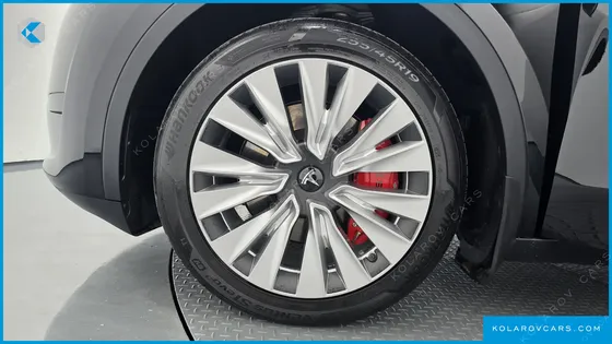TESLA MODEL Y RWD