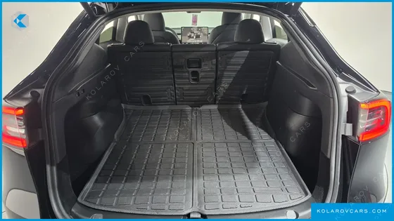TESLA MODEL Y RWD