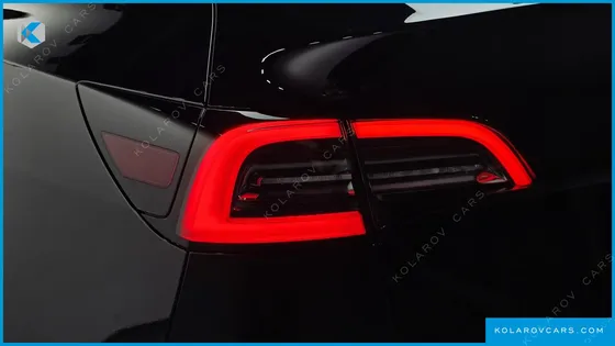 TESLA MODEL Y RWD