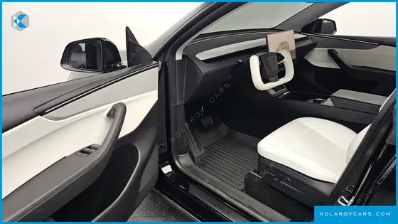TESLA MODEL Y RWD