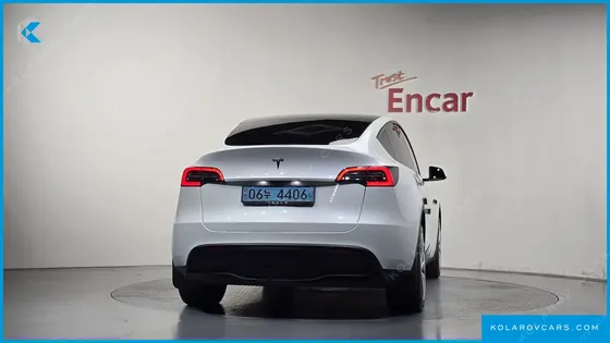 TESLA MODEL Y LONG RANGE AWD