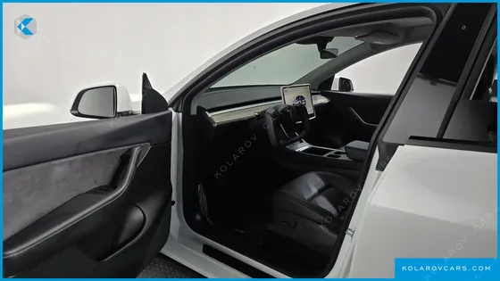 TESLA MODEL Y LONG RANGE AWD