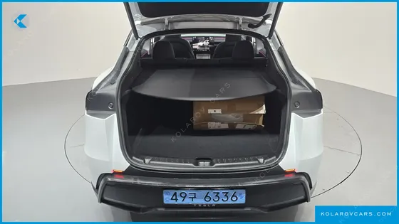 TESLA MODEL Y RWD