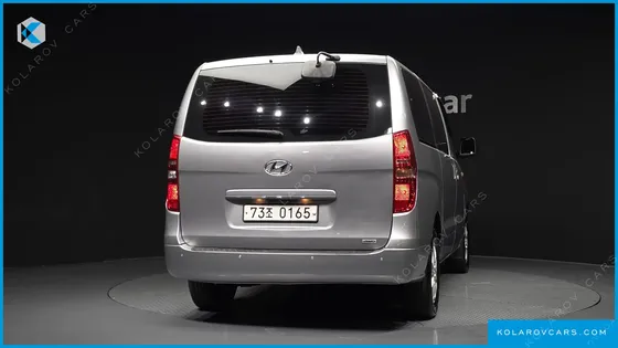 HYUNDAI STAREX 4WD WAGON 11-SEATER