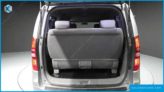 HYUNDAI STAREX 4WD WAGON 11-SEATER