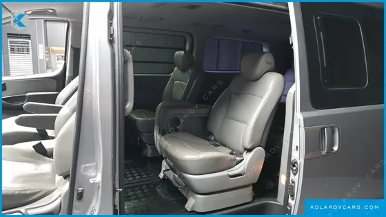 HYUNDAI STAREX 4WD WAGON 11-SEATER