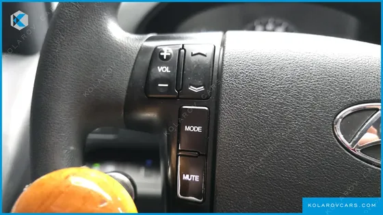 HYUNDAI STAREX 4WD WAGON 11-SEATER