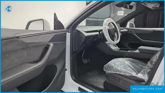 TESLA MODEL Y L LONG RANGE AWD