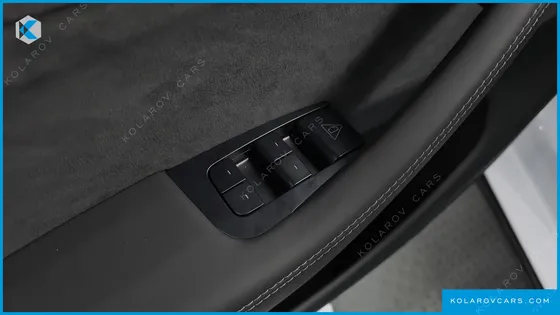 TESLA MODEL Y L LONG RANGE AWD