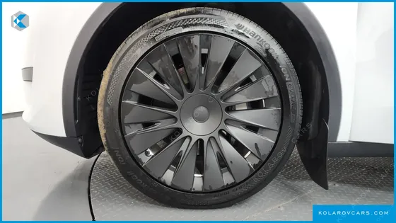 TESLA MODEL Y RWD