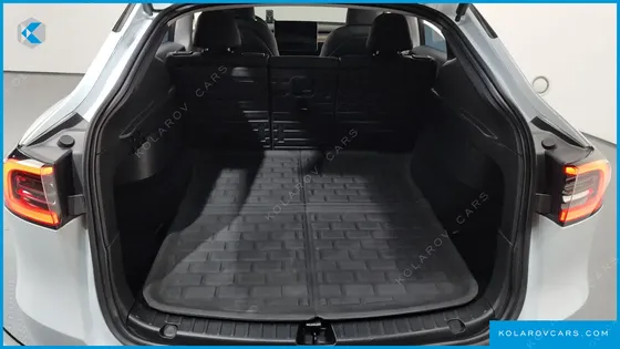 TESLA MODEL Y RWD