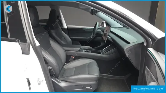 TESLA MODEL Y LONG RANGE AWD