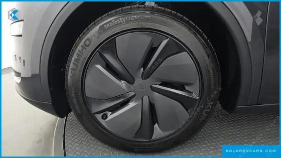 TESLA MODEL Y PREMIUM RWD