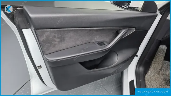 TESLA MODEL Y LONG RANGE AWD