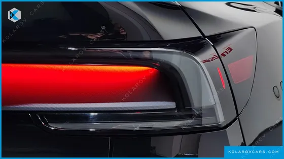 TESLA MODEL Y L LONG RANGE AWD