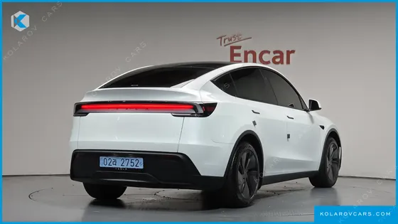 TESLA MODEL Y RWD