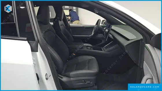 TESLA MODEL Y PREMIUM RWD