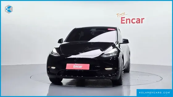 TESLA MODEL Y STANDARD RANGE RWD