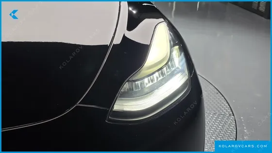 TESLA MODEL Y STANDARD RANGE RWD
