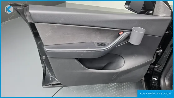 TESLA MODEL Y STANDARD RANGE RWD