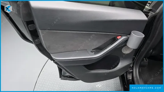 TESLA MODEL Y STANDARD RANGE RWD