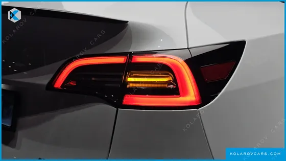 TESLA MODEL Y RWD