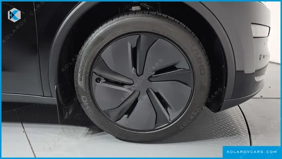 TESLA MODEL Y RWD