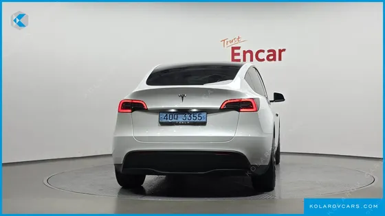 TESLA MODEL Y RWD