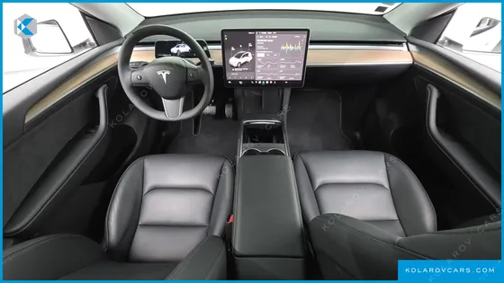 TESLA MODEL Y RWD