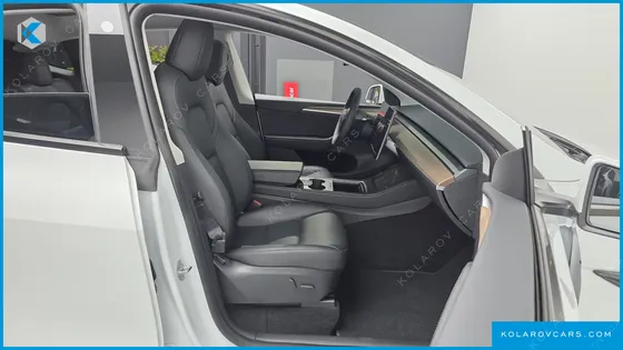 TESLA MODEL Y RWD