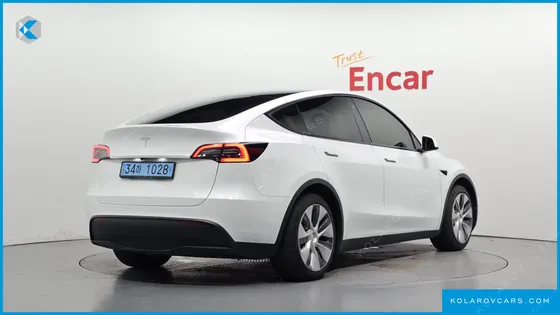 TESLA MODEL Y RWD
