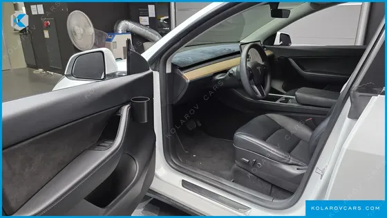 TESLA MODEL Y STANDARD RANGE RWD