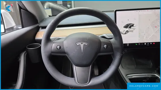TESLA MODEL Y STANDARD RANGE RWD