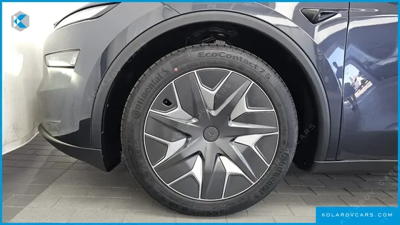 TESLA MODEL Y L LONG RANGE AWD