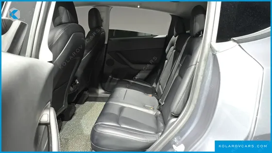 TESLA MODEL Y LONG RANGE AWD