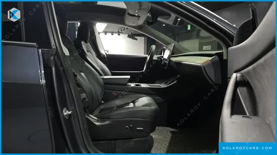 TESLA MODEL Y LONG RANGE AWD