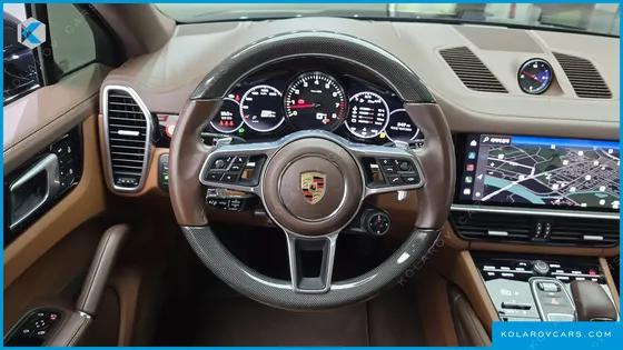 PORSCHE CAYENNE 3.0 COUPE PLATINUM EDITION