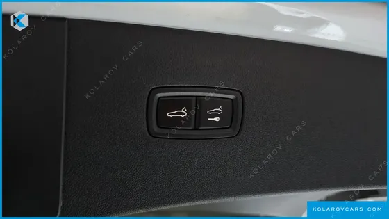 PORSCHE CAYENNE 3.0 COUPE PLATINUM EDITION