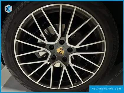 PORSCHE CAYENNE 3.0