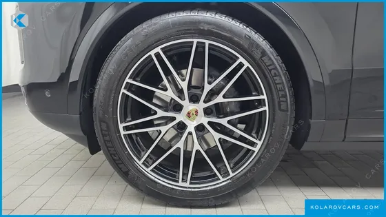 PORSCHE CAYENNE 3.0