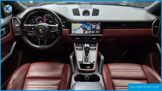 PORSCHE CAYENNE 3.0 COUPE
