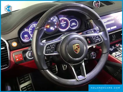 PORSCHE CAYENNE 3.0 COUPE PLATINUM EDITION