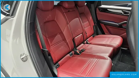 PORSCHE CAYENNE 3.0 COUPE